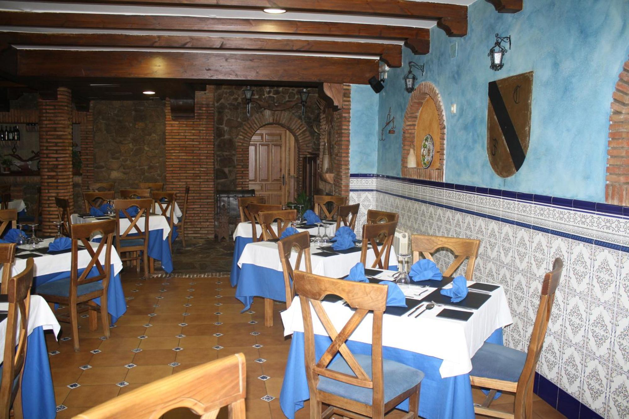 Torrejón el Rubio Hotel Carvajal מראה חיצוני תמונה