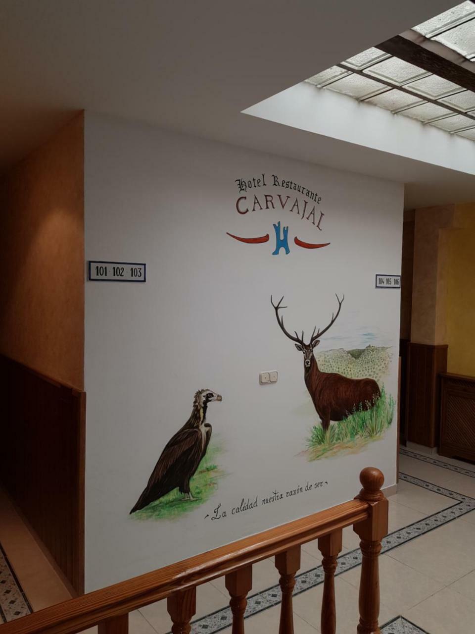 Torrejón el Rubio Hotel Carvajal מראה חיצוני תמונה